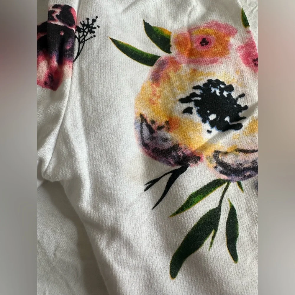 Set of hooded sleeveless sweatshirt and pants size 6-12 months